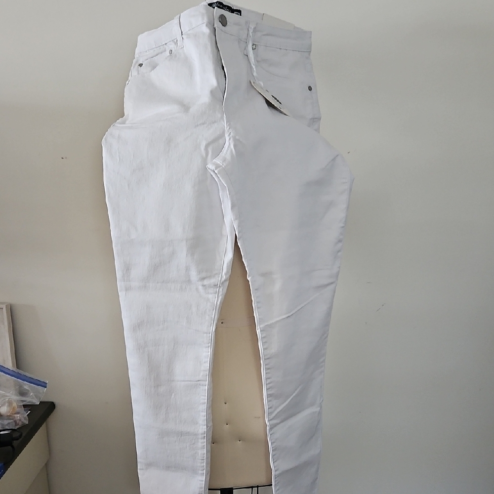 NEW White Denim Stretch Jeans SZ 13 Juniors ***SALE***